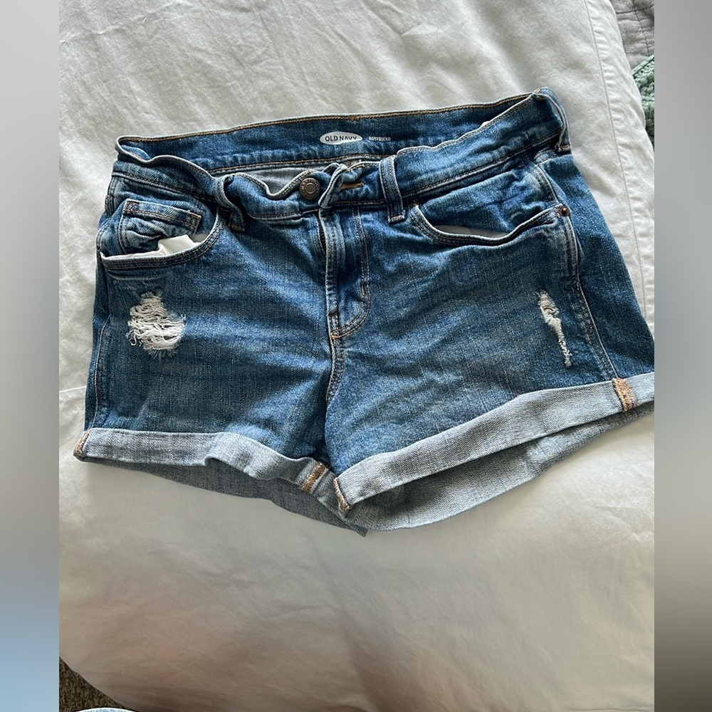Old navy boyfriend shorts